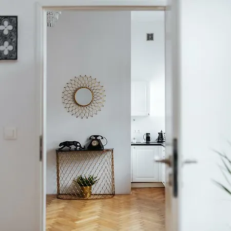 Apartment Cracow Unique Style 2min From The Main Square